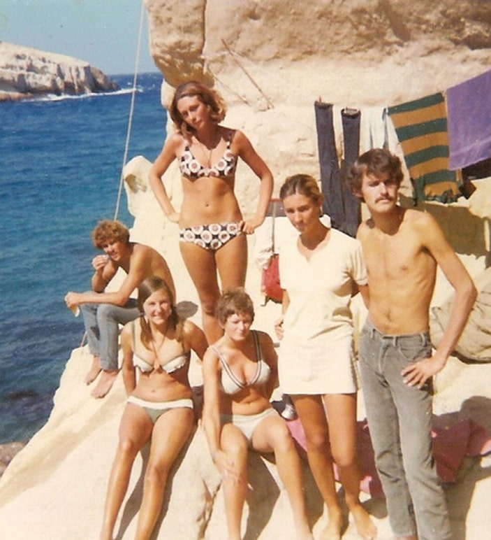 Hippies on Matala cave